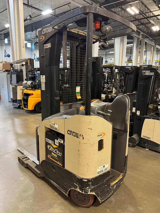 Whynda - Crown RR 5725 Reach Truck 4,000 lbs - Image 3